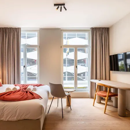 Huswell - Chic In Apartamento *